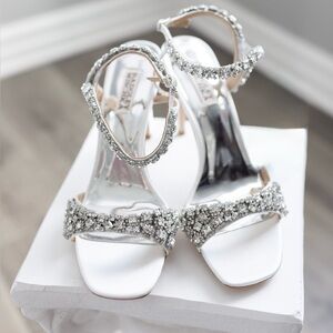 Badgley Mischka White Women's Heels